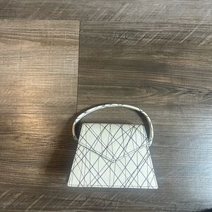 Anima Iris White Mini Bag with Black Pattern